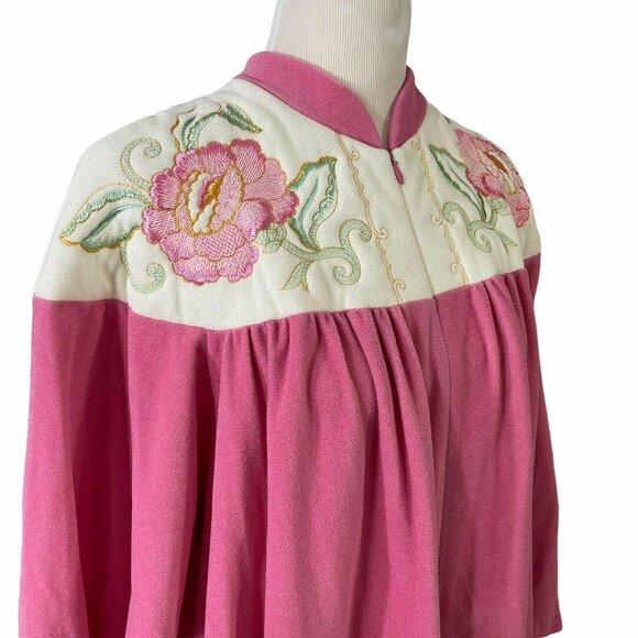 Vanity Fair Pink Robe Size L Zipper Front Fleece Floral Embroidery Vintage 1980s - Picture 2 of 9
